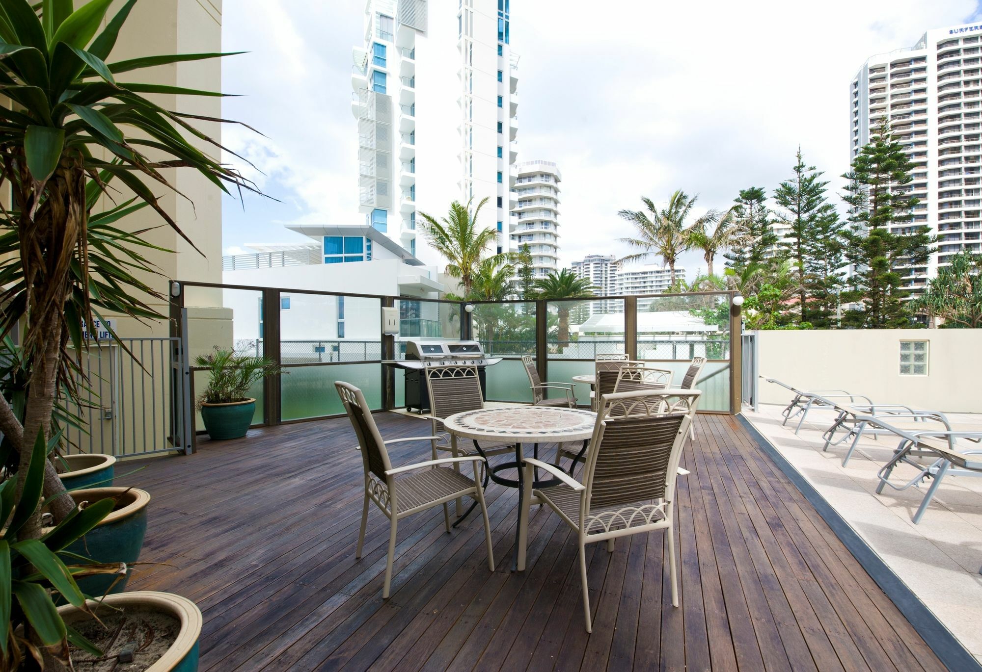Berkeley On The Beach Gold Coast Eksteriør bilde